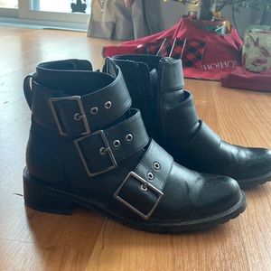 Blondo Camila Waterproof Bootie